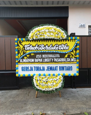 Papan Bunga Duka di Angkola Timur